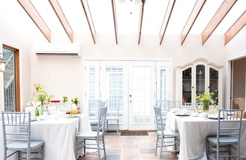 Round Hill Hotel | The Manor at Airmont