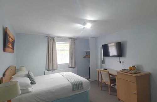 Cheadle House | The Manor Guesthouse