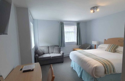 Cheadle House | The Manor Guesthouse