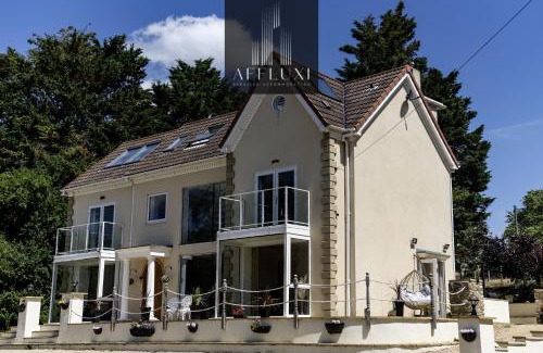 Bathford Bed & Breakfast | The Manor Hot Tub Escape