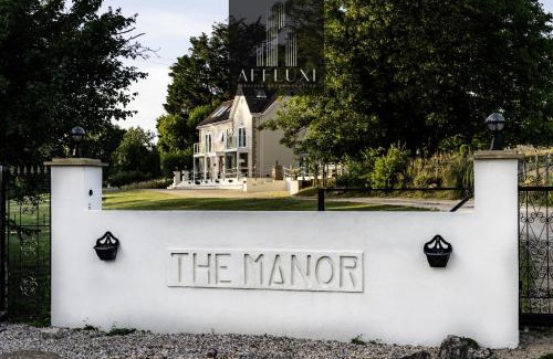 Bathford Bed & Breakfast | The Manor Hot Tub Escape