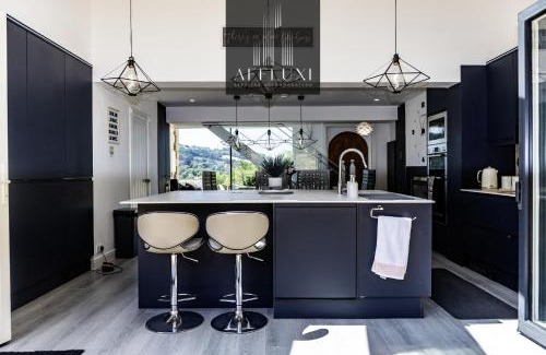 Bathford Bed & Breakfast | The Manor Hot Tub Escape