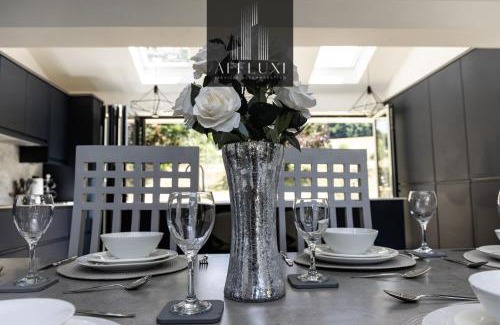 Bathford Bed & Breakfast | The Manor Hot Tub Escape