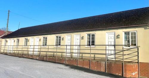 Fridaythorpe Hotel | The Manor Inn Pub and Steakhouse, Fridaythorpe, Driffield