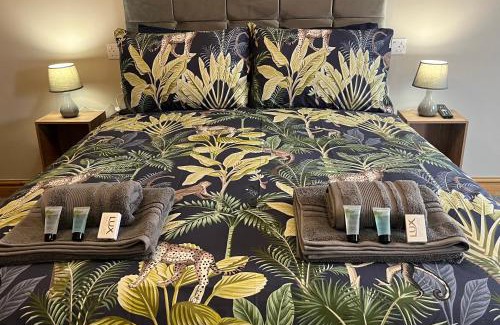 Fridaythorpe Hotel | The Manor Inn Pub and Steakhouse, Fridaythorpe, Driffield