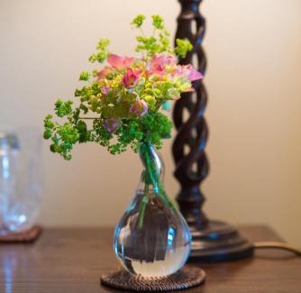 Maraekakaho Cabin | The Manse