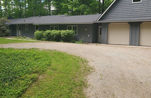 Harbor Springs House | The Maple House: Quiet Updated Home, Minutes to Premier Golf, Skiing, and Trails