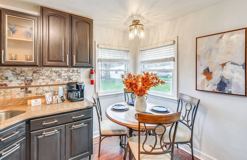 Maple Heights House | 'The Maple Tree' Home: 14 Mi to Downtown Cleveland