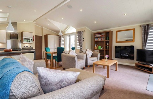 Hewas Water Cottage | THE MAPLES 44, family friendly, country holiday cottage in Sticker