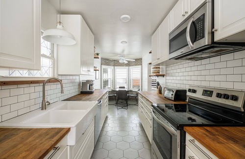 Townsite Condo | The Marbella