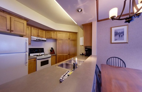 Steady Brook Hotel | The Marble Villa