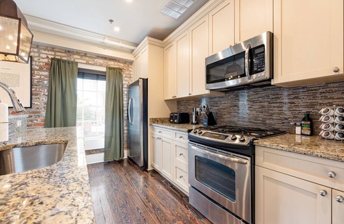 French Quarter Apartment | The Marcell - 2B/2B Top Floor, FQ Apt. 60 Day Min. Rental