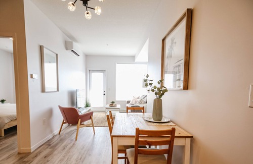 Saskatoon Apartment | * The Margo* - Beautiful 2 bedroom suite