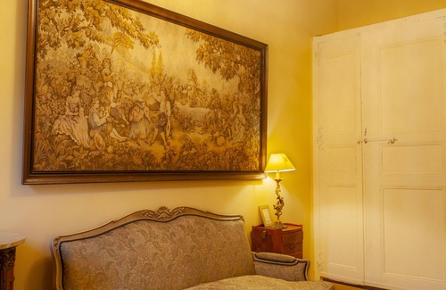 Murviel-les-Beziers Other | The Marie-Antoinette room