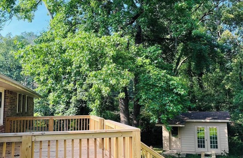 Marietta House | The Marietta Haus close to I-75, East Cobb, and Truist Park! Sleeps 5
