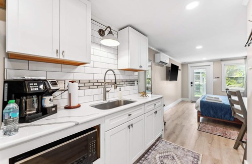 Mount Dora Apartment | The Marigold ★ 1 Gig Wi-Fi ★ Minutes to Everything