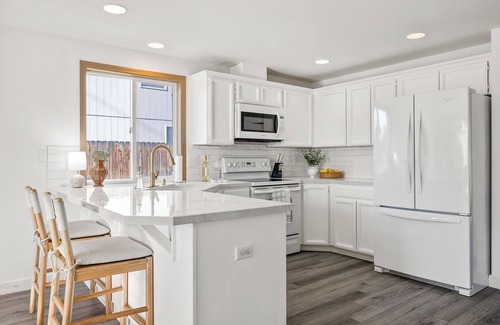 Tri-Cities House | The Marigold - Cozy 3 Bed House in Pasco