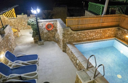 San Lawrenz Villa | The Marigold House - Three Bedroom Villa, Sleeps 7