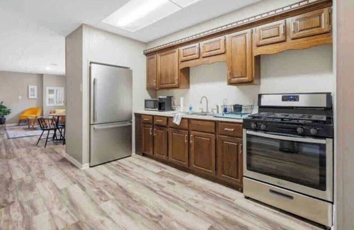 Ashland Apartment | The Market Apts by Nest and Bloom - Suite 2 (5047)