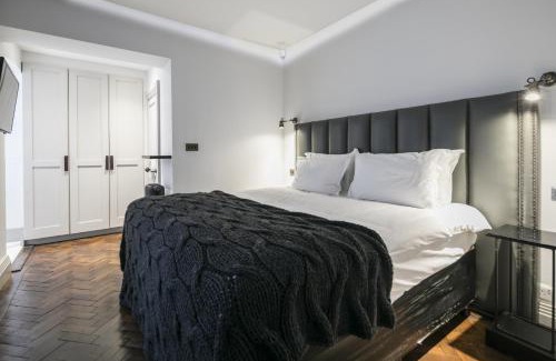 City of Westminster Apartment | The Marlborough Suite