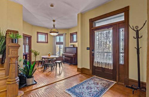 Lafayette Square House | The Marquis Manor