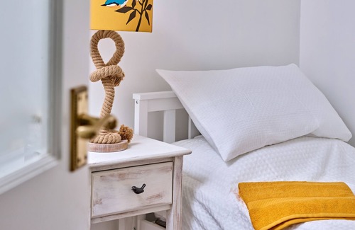 Langford Budville Bed & Breakfast | The Martlet Inn