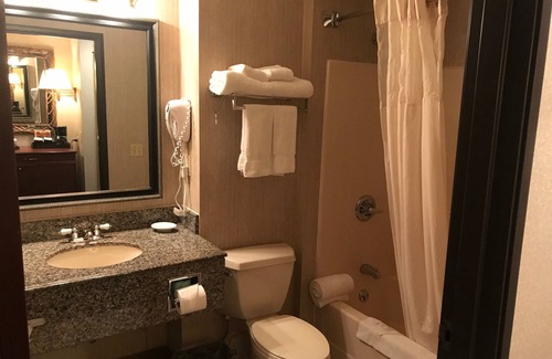 Oneonta Hotel | The Marx Hotel