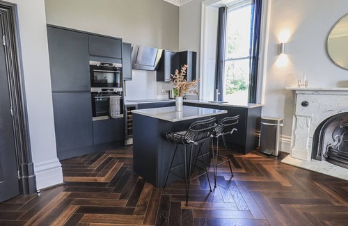 Newland Near Ulverston Cottage | The Mary Maude Suite Stone Cross Mansion