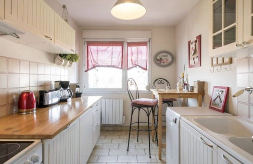 8th Arrondissement Apartment | The Maryse Monplaisir