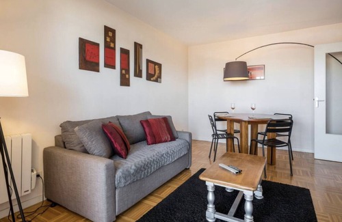 8th Arrondissement Apartment | The Maryse Monplaisir