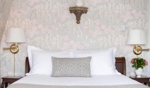 Cape May Bed & Breakfast | The Mason Cottage Downtown