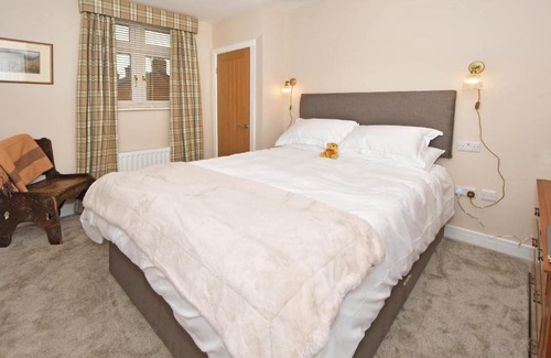 Newcastle-Under-Lyme House | The Masons Arms
