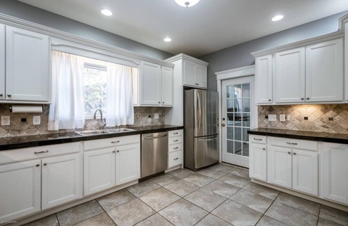 Tyler Park House | The Masters * Historic 6BR 5BA Highlands w/FirePit