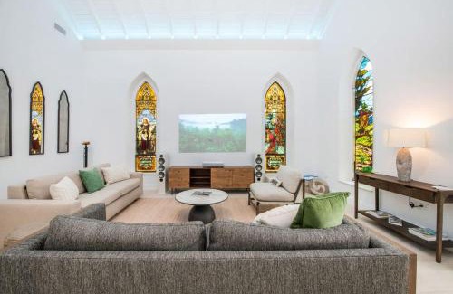 North Side House | The Mastic Chapel Cottage