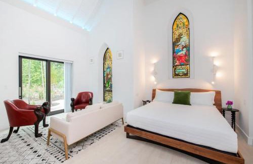 North Side House | The Mastic Chapel Cottage