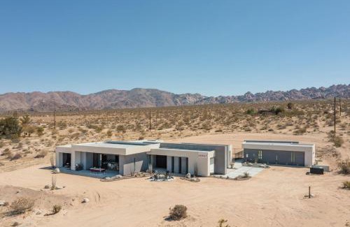 Indian Cove House | The Maya by Fieldtrip Modern Desert Estate With Resort-Style Pool