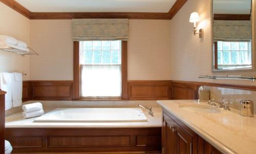 Washington Hotel | The Mayflower Inn & Spa, Auberge Collection