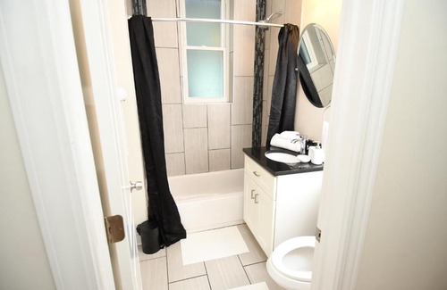 West Town Apartment | The McGees In BuckTown
