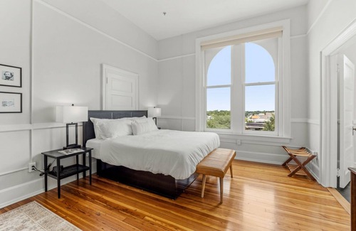 Valdosta Hotel | The McKey