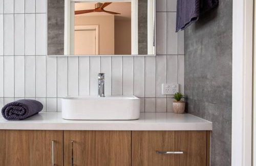 Echuca House | The McKinlay Station View