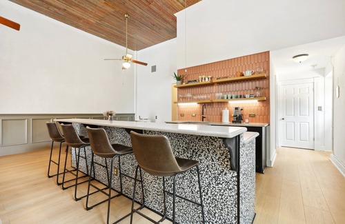 Elgin Villa | The McKinley on Elgin's Historic Main Street