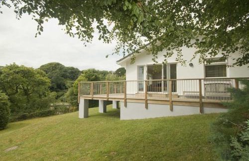 Feock House | The Meadow