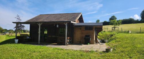 Wixford Ski Chalet | The Meadow