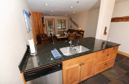 Kirkwood Condo | The Meadows-Large Family Condo in Kirkwood