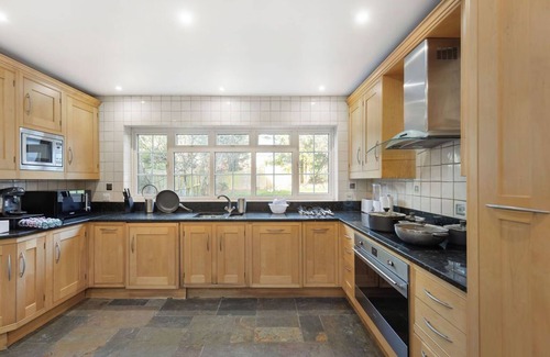 Borehamwood House | The Meadows near Sky Studios