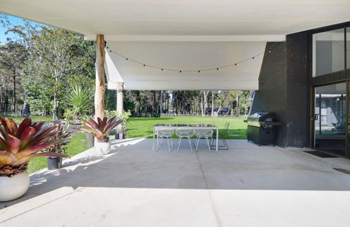 Falls Creek House | The Mediterranean ideal Family Getaway! Special Deals January & February Bookings