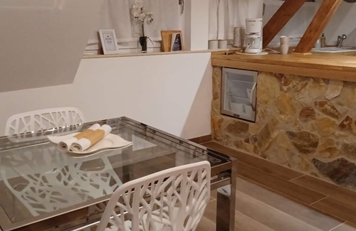 Hessigheim Apartment | The Mediterrean apartment in the Wine Town Hessigheim, modern and stylish.