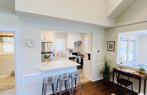 Cutchogue Cottage | The Melody Too