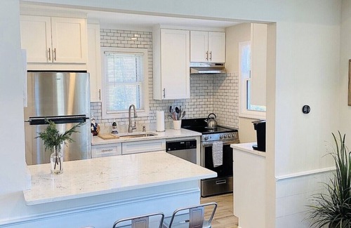 Cutchogue Cottage | The Melody Too