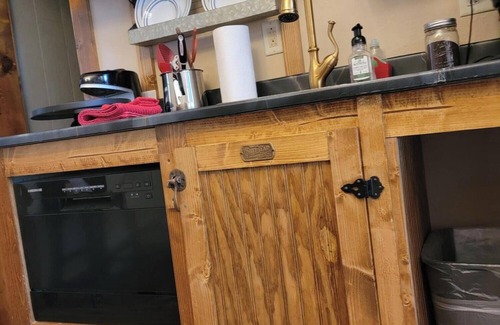 Deadwood Apartment | The Mercantile at Mad Peak Lodging, sleeps up to four.